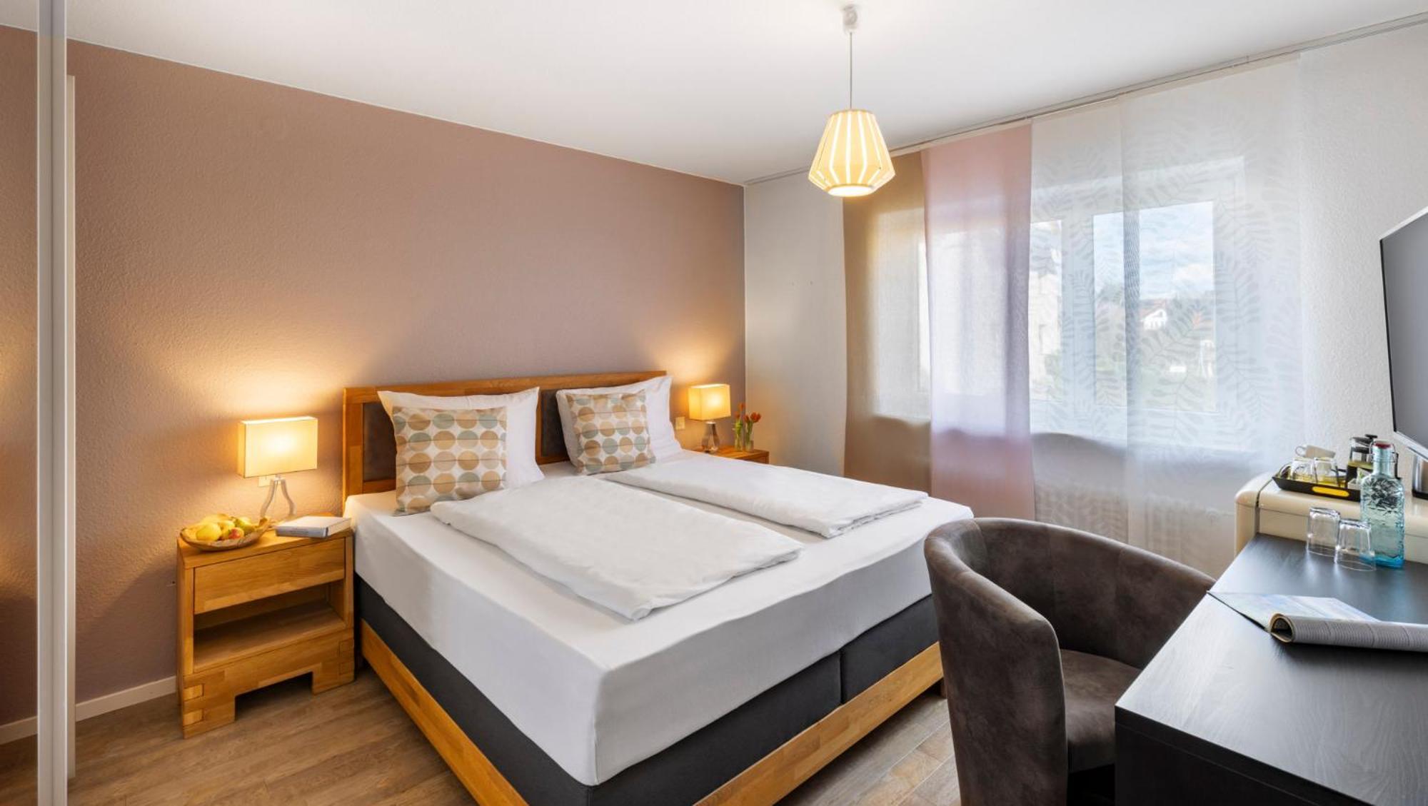 Hotel Garni Sonnengruss ハーグナウ エクステリア 写真