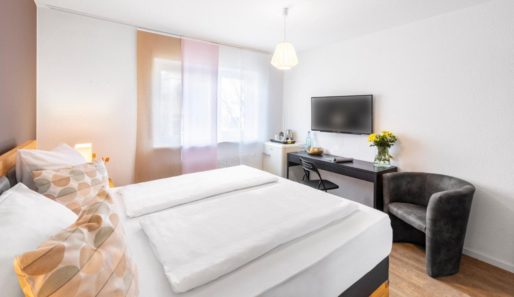Hotel Garni Sonnengruss ハーグナウ エクステリア 写真