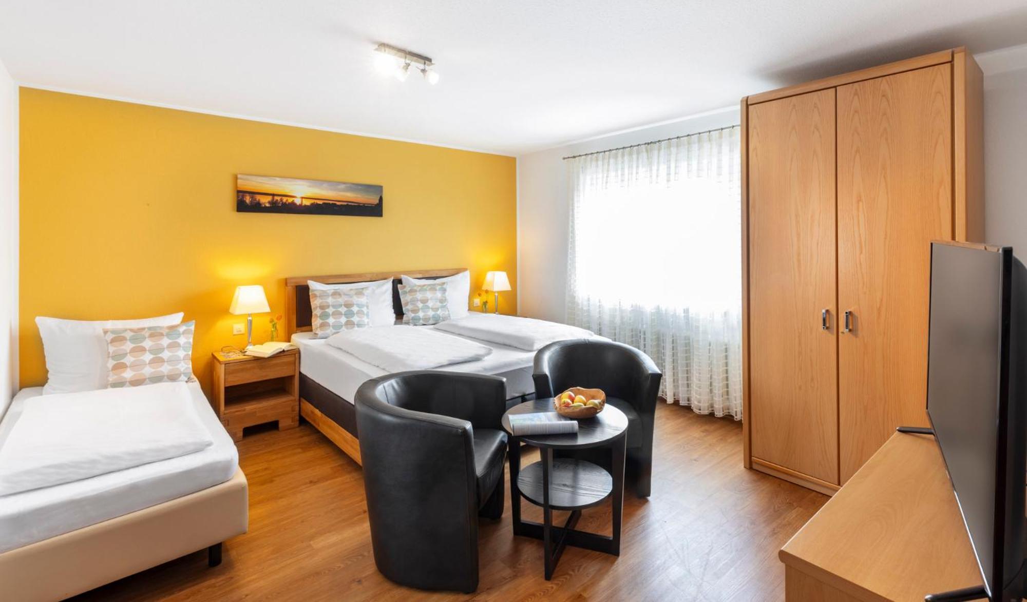 Hotel Garni Sonnengruss ハーグナウ エクステリア 写真